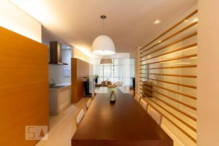 Apartamento para alugar com 56m², 1 quarto e 1 vaga Apartamento para alugar com 56m², 1 quarto e 1 vagaÁrea comum - Salão de festas