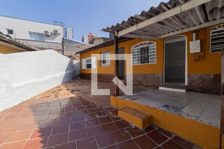 Casa para alugar com 80m², 1 quarto e sem vaga Casa para alugar com 80m², 1 quarto e sem vagaÁrea externa