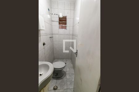 Banheiro 1 -chuveiro de casa para alugar com 4 quartos, 160m² em Jardim Irapua, Taboão da Serra