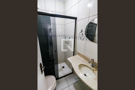 Casa à venda com 160m², 4 quartos e 2 vagasBanheiro 2