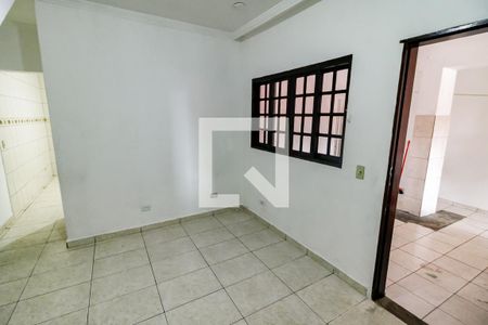 Sala 1 de casa para alugar com 4 quartos, 160m² em Jardim Irapua, Taboão da Serra