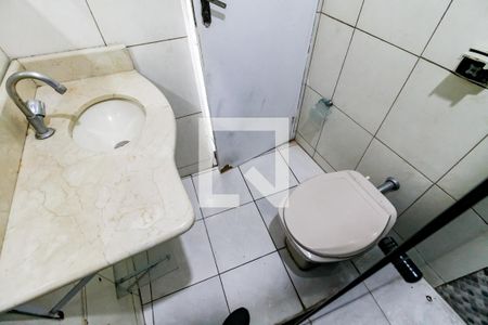 Casa à venda com 160m², 4 quartos e 2 vagasBanheiro 2