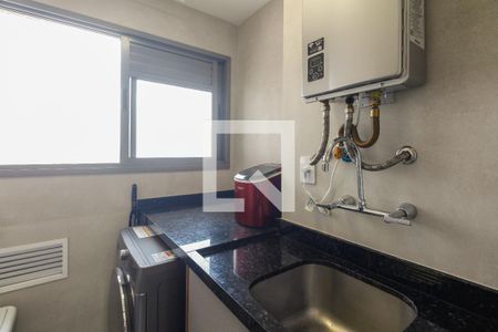 Apartamento à venda com 81m², 3 quartos e 1 vagaÁrea de Serviço 