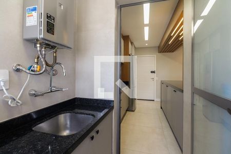Apartamento à venda com 81m², 3 quartos e 1 vagaÁrea de Serviço 