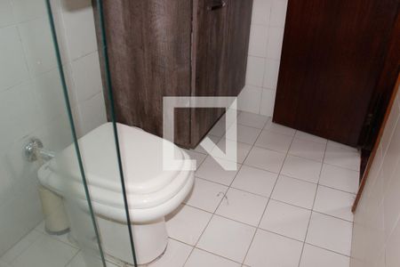 Casa para alugar com 256m², 3 quartos e 3 vagasBanheiro Social 2