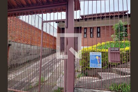 Casa para alugar com 256m², 3 quartos e 3 vagasPlaca instalada no Portão