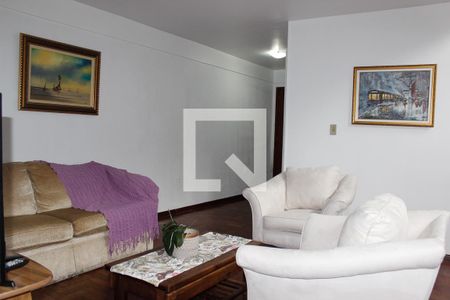 Sala 1 de casa para alugar com 3 quartos, 256m² em Vila João Pessoa, Porto Alegre