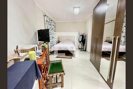 Casa à venda com 80m², 2 quartos e 1 vaga