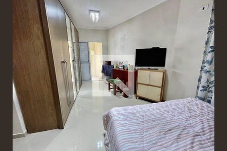Casa à venda com 80m², 2 quartos e 1 vaga