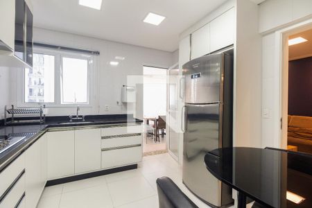 Apartamento à venda com 118m², 3 quartos e 3 vagas Apartamento à venda com 118m², 3 quartos e 3 vagasCozinha