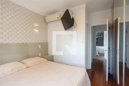 Apartamento à venda com 118m², 3 quartos e 3 vagas Apartamento à venda com 118m², 3 quartos e 3 vagasSuíte