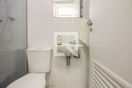 Apartamento à venda com 118m², 3 quartos e 3 vagas Apartamento à venda com 118m², 3 quartos e 3 vagasÁrea de Serviço - Banheiro de Serviço