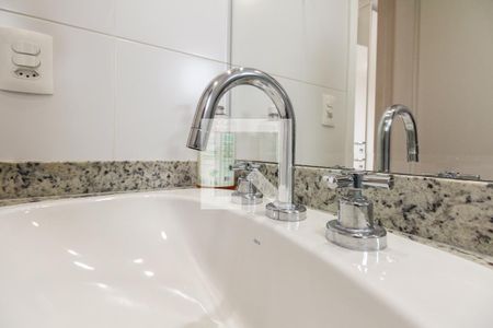 Apartamento à venda com 118m², 3 quartos e 3 vagas Apartamento à venda com 118m², 3 quartos e 3 vagasBanheiro Social