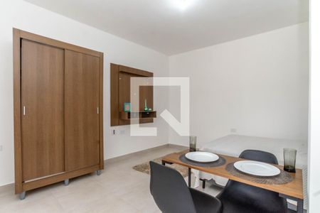 Sala/ cozinha  de kitnet/studio para alugar com 1 quarto, 27m² em Jardim Iporanga, Guarulhos