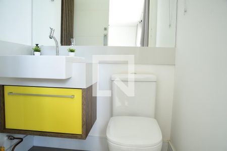 Lavabo de apartamento para alugar com 2 quartos, 75m² em Granja Viana, Cotia