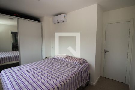 Quarto Suíte de apartamento para alugar com 2 quartos, 62m² em Azenha, Porto Alegre