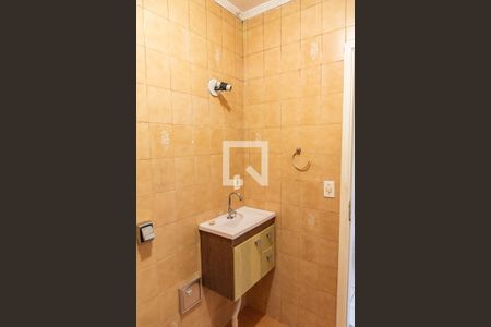 Casa para alugar com 55m², 1 quarto e 1 vaga Casa para alugar com 55m², 1 quarto e 1 vagaBanheiro