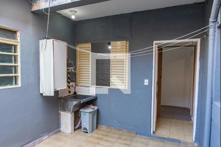 Casa para alugar com 55m², 1 quarto e 1 vaga Casa para alugar com 55m², 1 quarto e 1 vagaQuintal/área de serviço