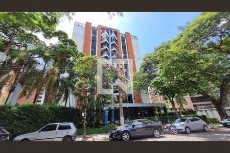 Apartamento à venda com 105m², 2 quartos e 2 vagas Apartamento à venda com 105m², 2 quartos e 2 vagasFachada