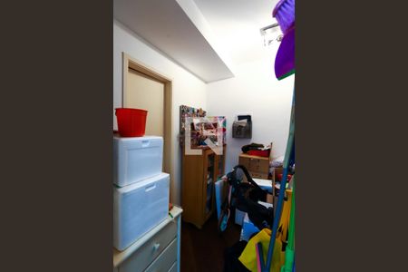 Apartamento à venda com 105m², 2 quartos e 2 vagas Apartamento à venda com 105m², 2 quartos e 2 vagasÁrea de Serviço