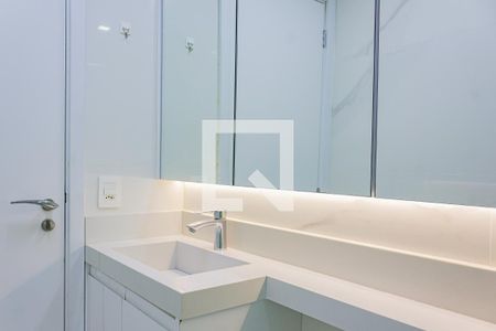 Apartamento para alugar com 65m², 2 quartos e 1 vaga Apartamento para alugar com 65m², 2 quartos e 1 vagaBanheiro da Suíte
