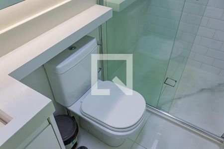 Apartamento para alugar com 65m², 2 quartos e 1 vaga Apartamento para alugar com 65m², 2 quartos e 1 vagaBanheiro da Suíte