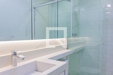 Apartamento para alugar com 65m², 2 quartos e 1 vaga Apartamento para alugar com 65m², 2 quartos e 1 vagaBanheiro da Suíte