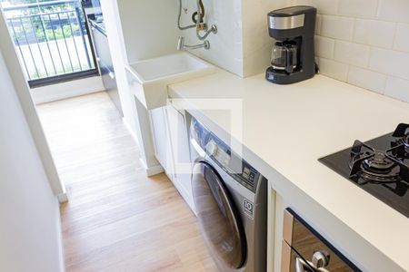 Apartamento para alugar com 65m², 2 quartos e 1 vaga Apartamento para alugar com 65m², 2 quartos e 1 vagaCozinha e Área de Serviço
