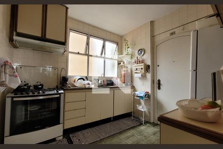 Apartamento à venda com 100m², 3 quartos e 2 vagasCozinha