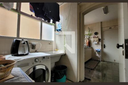 Apartamento à venda com 100m², 3 quartos e 2 vagasLavanderia