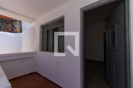 Varanda de casa à venda com 5 quartos, 300m² em Vila Bela, São Paulo