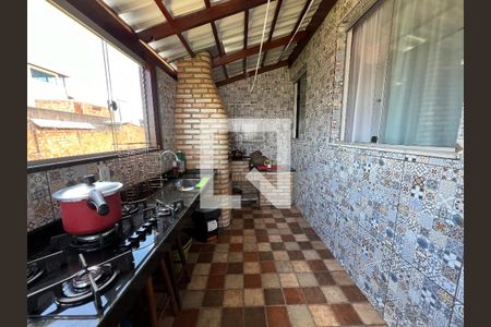 Cozinha de casa de condomínio para alugar com 3 quartos, 108m² em Xangri-lá, Contagem