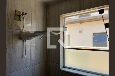 Casa de condomínio para alugar com 108m², 3 quartos e 2 vagas Casa de condomínio para alugar com 108m², 3 quartos e 2 vagasChuveiro