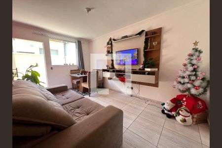 Sala de casa de condomínio para alugar com 3 quartos, 108m² em Xangri-lá, Contagem