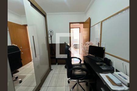 Escritório de casa de condomínio para alugar com 3 quartos, 108m² em Xangri-lá, Contagem