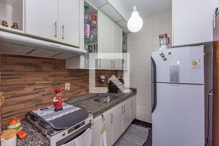 Apartamento à venda com 110m², 3 quartos e 2 vagas Apartamento à venda com 110m², 3 quartos e 2 vagasCozinha