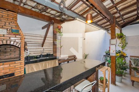 Apartamento à venda com 110m², 3 quartos e 2 vagas Apartamento à venda com 110m², 3 quartos e 2 vagasVaranda gourmet