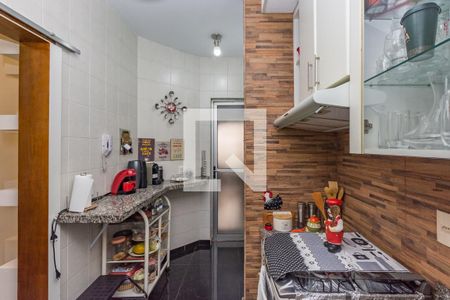Apartamento à venda com 110m², 3 quartos e 2 vagas Apartamento à venda com 110m², 3 quartos e 2 vagasCozinha