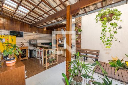 Apartamento à venda com 110m², 3 quartos e 2 vagas Apartamento à venda com 110m², 3 quartos e 2 vagasVaranda gourmet