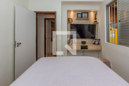 Apartamento à venda com 110m², 3 quartos e 2 vagas Apartamento à venda com 110m², 3 quartos e 2 vagasSuíte