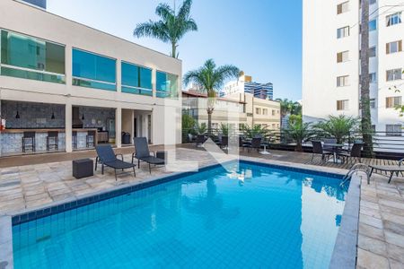Apartamento à venda com 110m², 3 quartos e 2 vagas Apartamento à venda com 110m², 3 quartos e 2 vagasPiscina