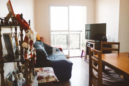 Sala de apartamento à venda com 3 quartos, 58m² em Parque Edu Chaves, São Paulo