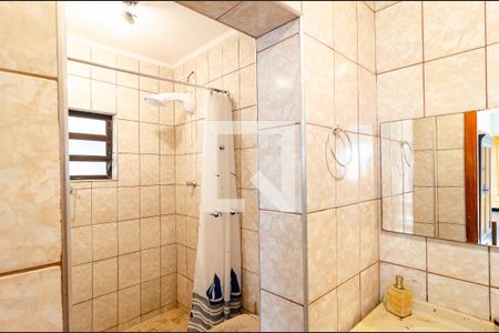 Casa à venda com 220m², 3 quartos e 3 vagas Casa à venda com 220m², 3 quartos e 3 vagasBanheiro Social