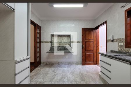 Cozinha de casa à venda com 3 quartos, 205m² em Vila Camilopolis, Santo André