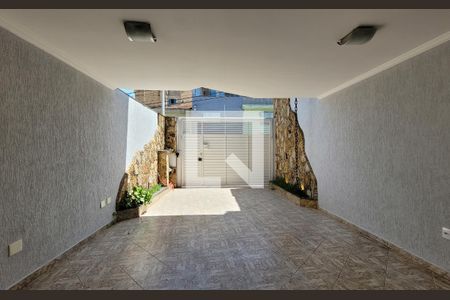 Vista de casa à venda com 3 quartos, 205m² em Vila Camilopolis, Santo André