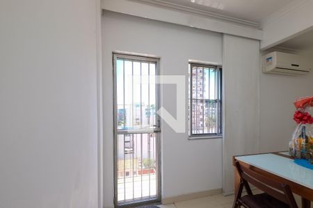 Apartamento à venda com 67m², 2 quartos e 1 vagaSala