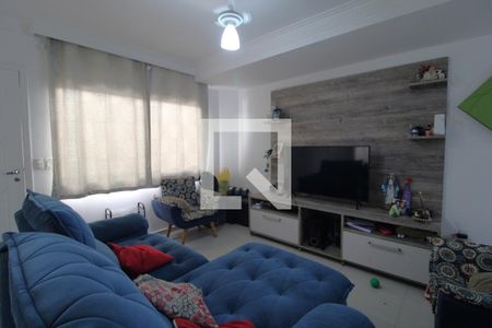 Sala de casa de condomínio à venda com 3 quartos, 90m² em Pedreira, São Paulo