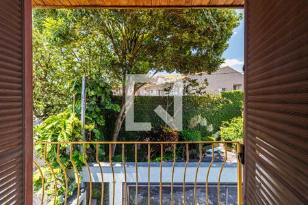 Casa de condomínio à venda com 190m², 3 quartos e 2 vagasSuite - Varanda