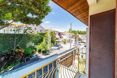 Casa de condomínio à venda com 190m², 3 quartos e 2 vagasSuite - Varanda