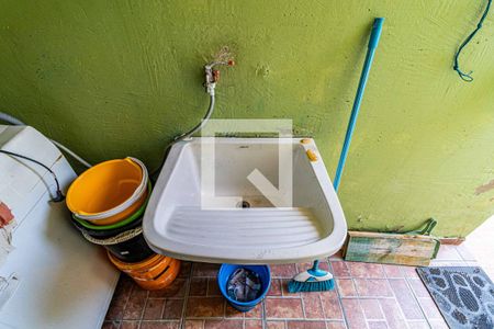 Casa de condomínio à venda com 190m², 3 quartos e 2 vagasLavanderia